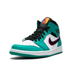 Nike Air Jordan 1 Mid South Beach.