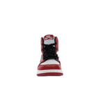 Nike Air Jordan 1 Chicago.