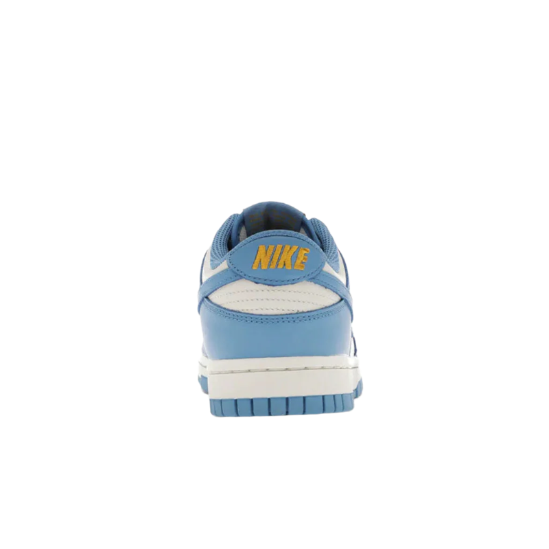 Nike SB Dunk Low Blue coast.