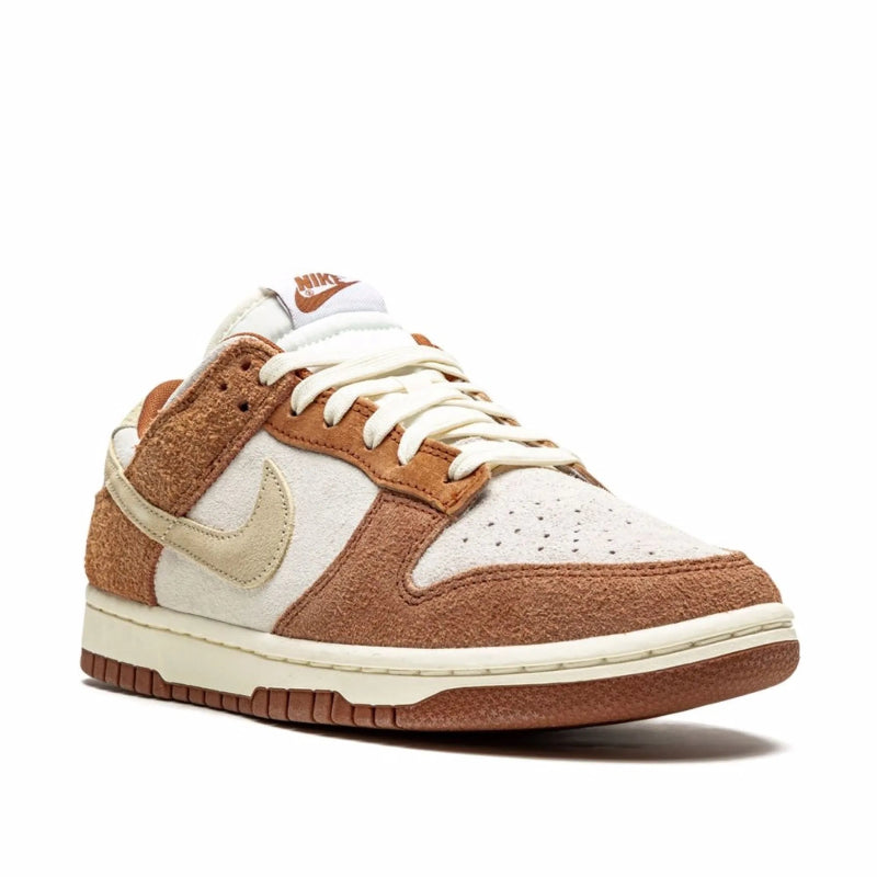 Nike SB Dunk low Curry.