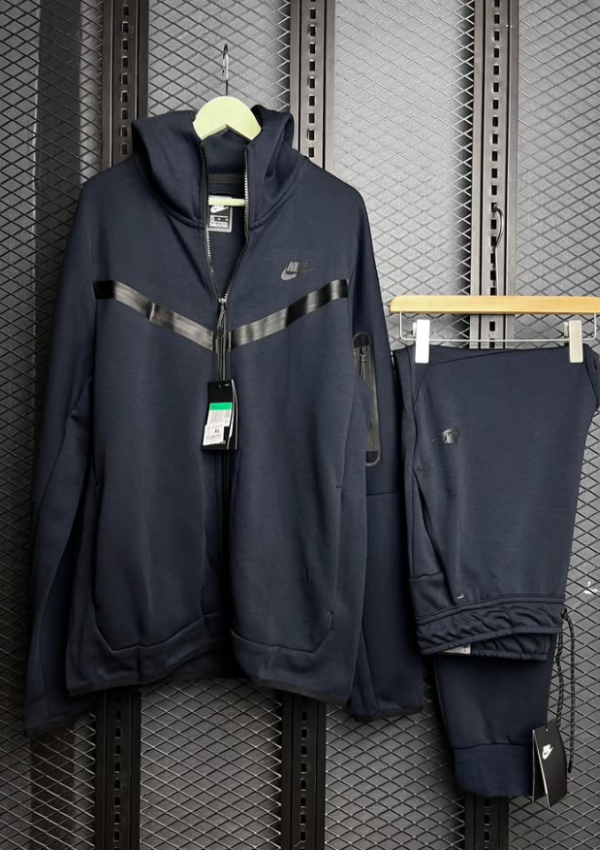 Nike Tech Fleece.