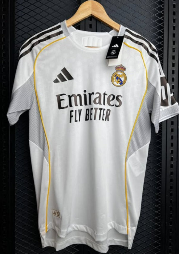 Real Madrid 25/26 Home.