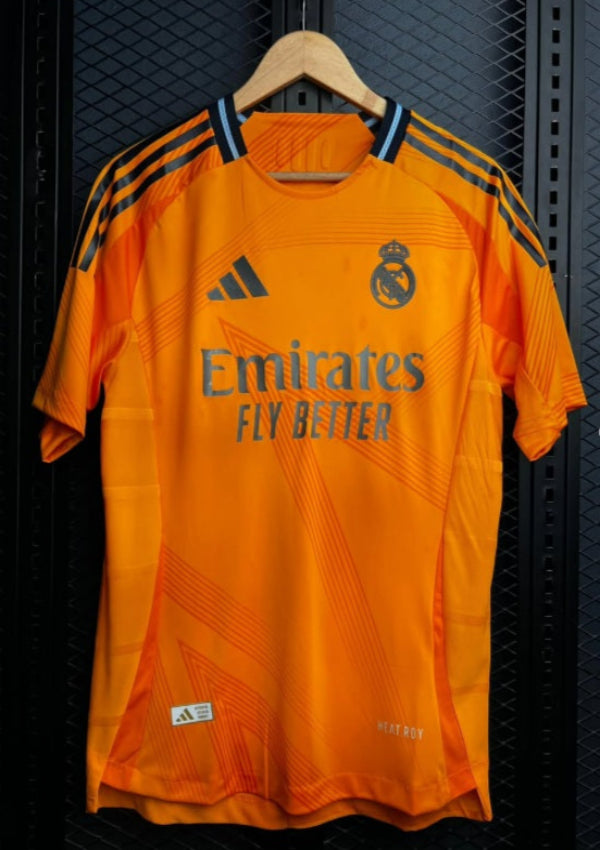 Real Madrid 24/25 Away.